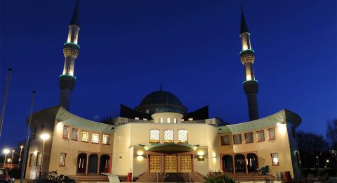 Dutch-Muslims-call-for-security-in-mosques