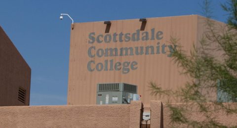 Muslim-student-sues-Scottsdale-Community-college-over-Islam-quiz