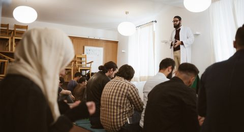 No place to pray; Munich's Muslims are turning to old pubs and churches