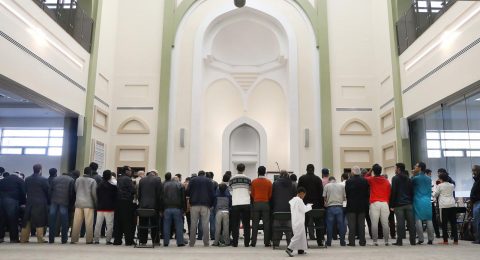 Local-mosques-open-their-doors-Massachusetts