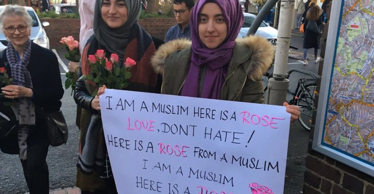 UK-Muslim-women-respond-to-hate