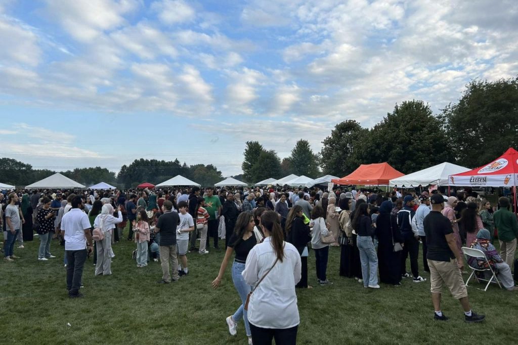 Illinois Muslims host Naperville first Halal Festival
