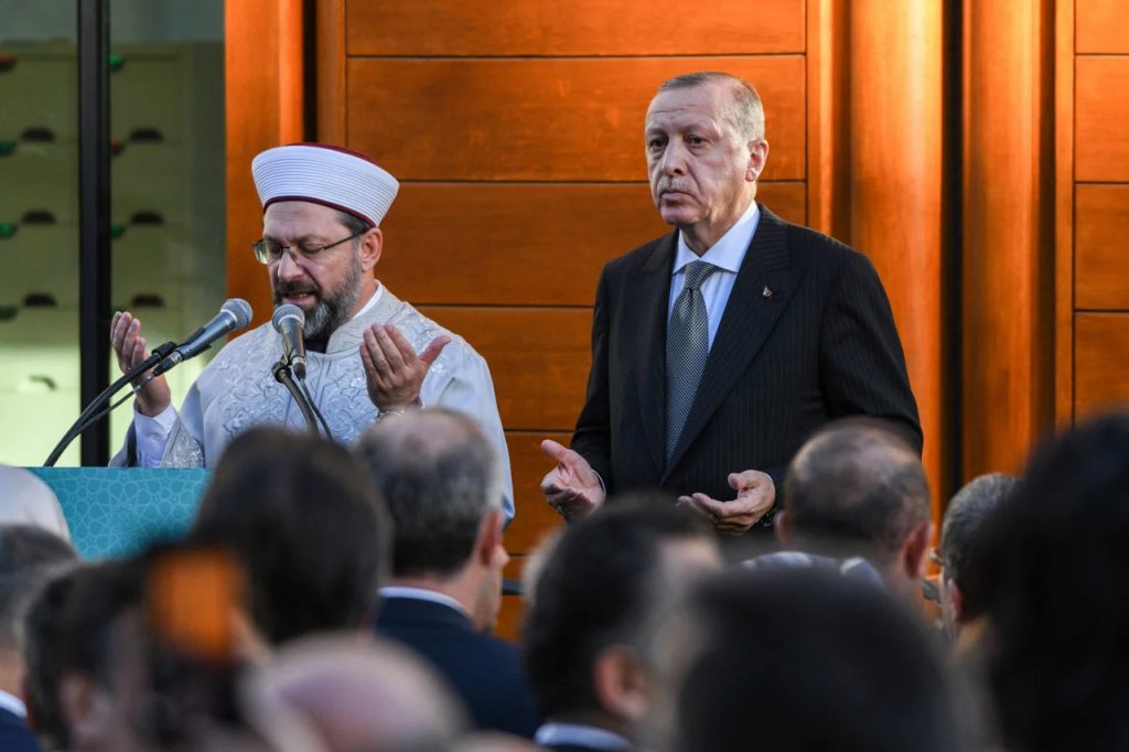 Germany and Turkey agree to train imams who serve Germany’s Turkish immigrant community in Germany