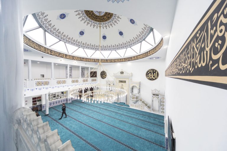 Wallonia's largest mosque opens after 10 years of construction