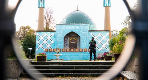 German Government’s Islamophobic Crackdown: Bans Islamic Centre Hamburg (IZH)