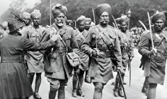 Push for black and Asian soldiers’ input in world wars to be taught in UK schools