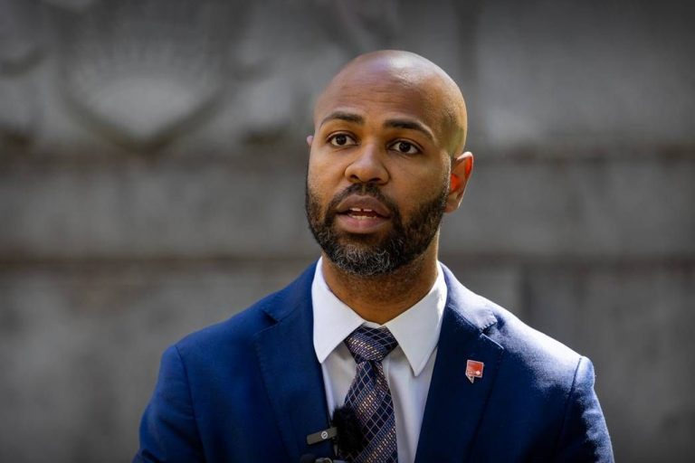 Muslim leaders say Quebec report on secularism is discriminatory